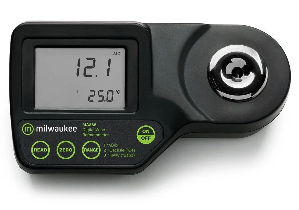 Milwaukee MA885 Digital Brix/Oechsle/KMW Refractometer with ATC